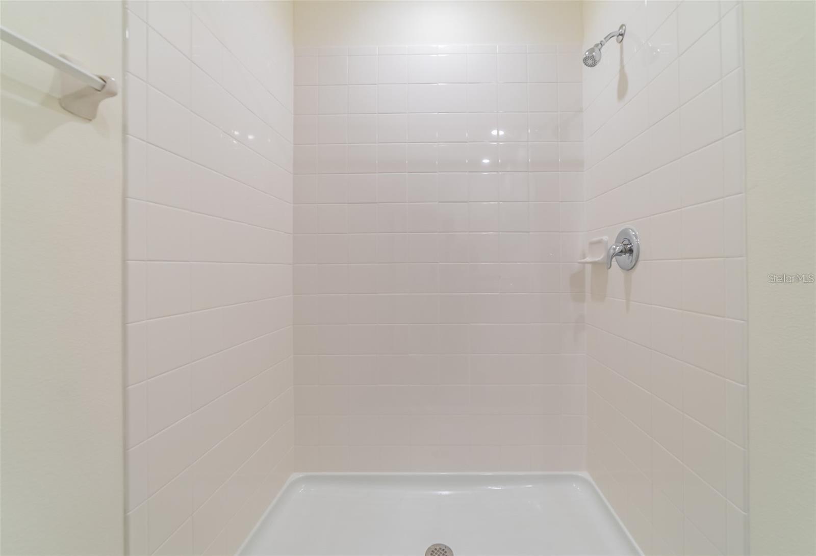 EPPERSON RANCH NORTH PH 5 POD - Residential Lease