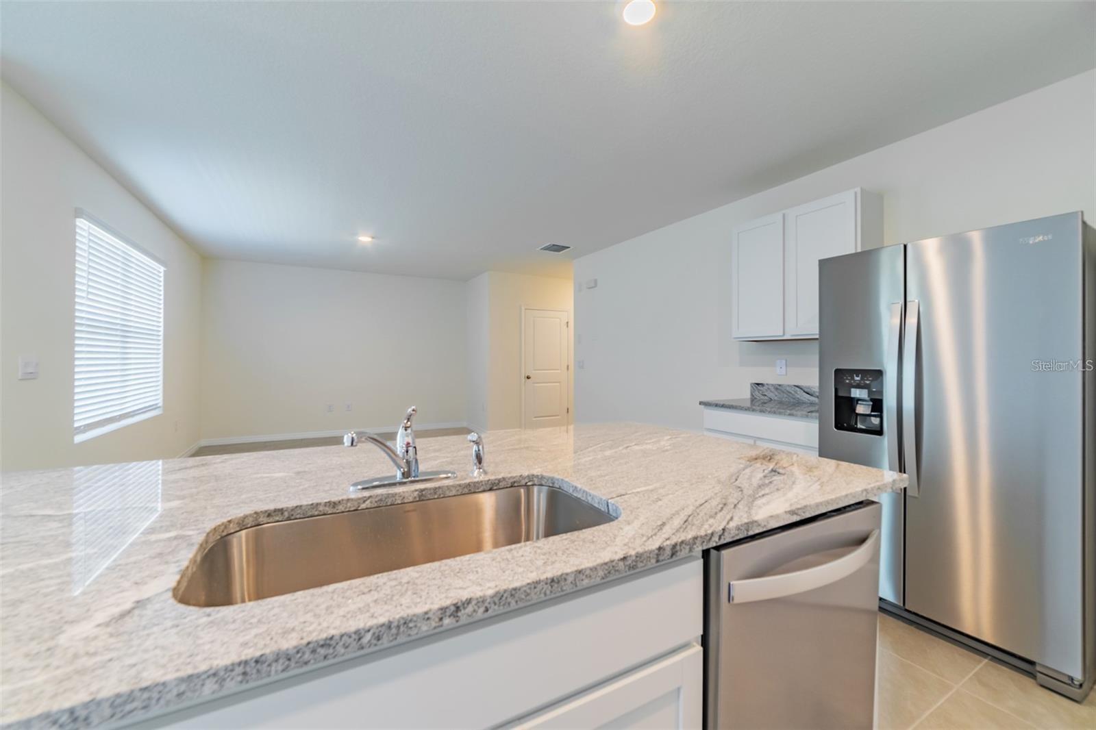 EPPERSON RANCH NORTH PH 5 POD - Residential Lease
