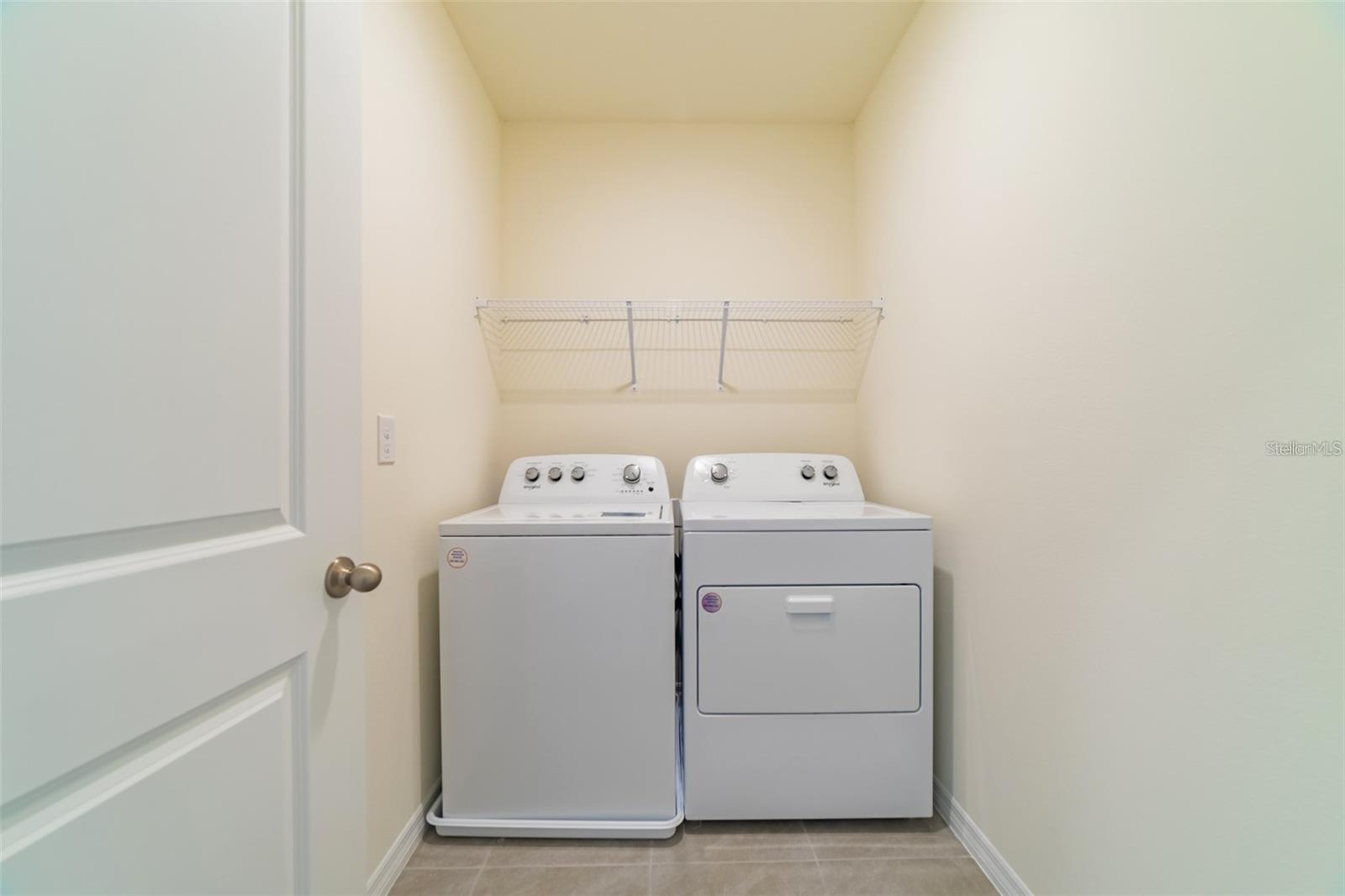 EPPERSON RANCH NORTH PH 5 POD - Residential Lease