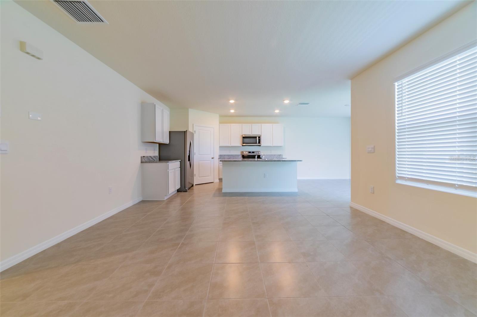 EPPERSON RANCH NORTH PH 5 POD - Residential Lease