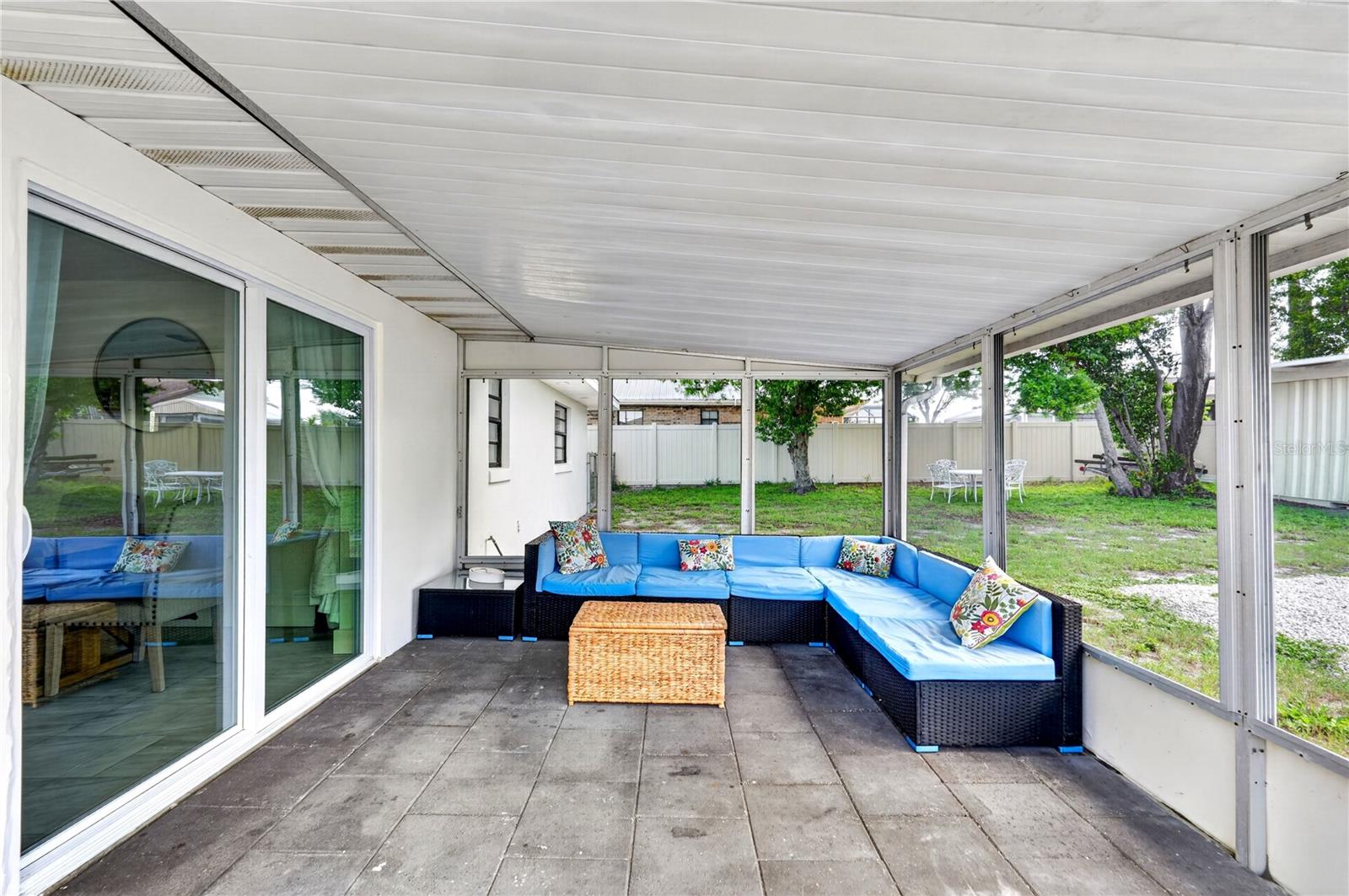 DELTONA LAKES UNIT 09 - Residential