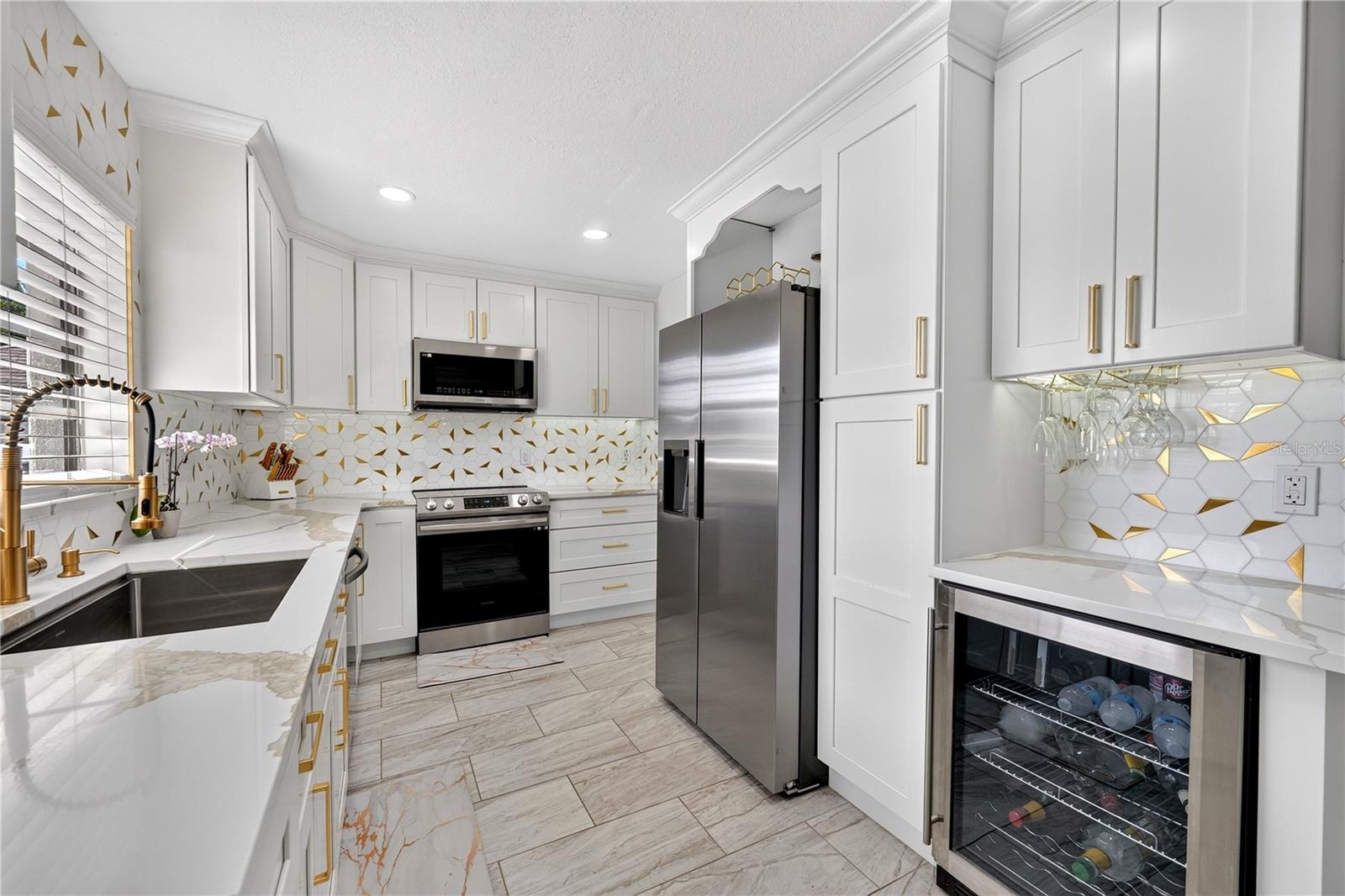 DELTONA LAKES UNIT 09 - Residential
