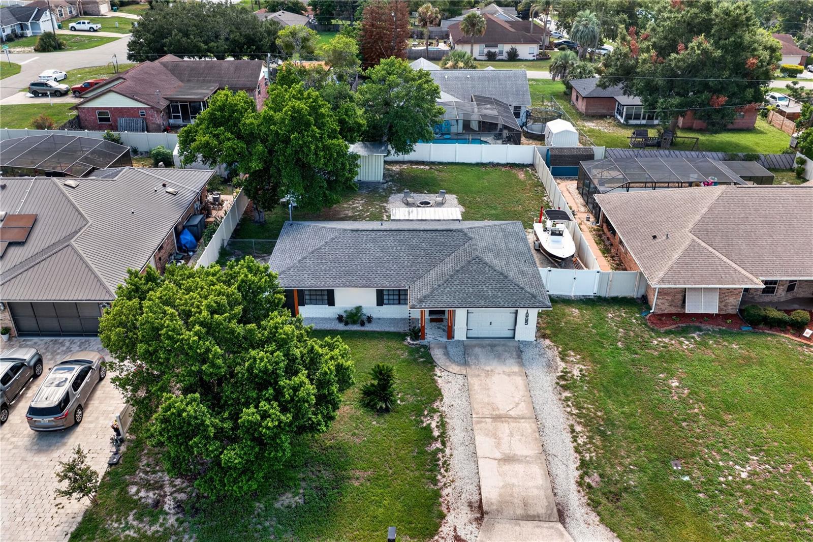 DELTONA LAKES UNIT 09 - Residential