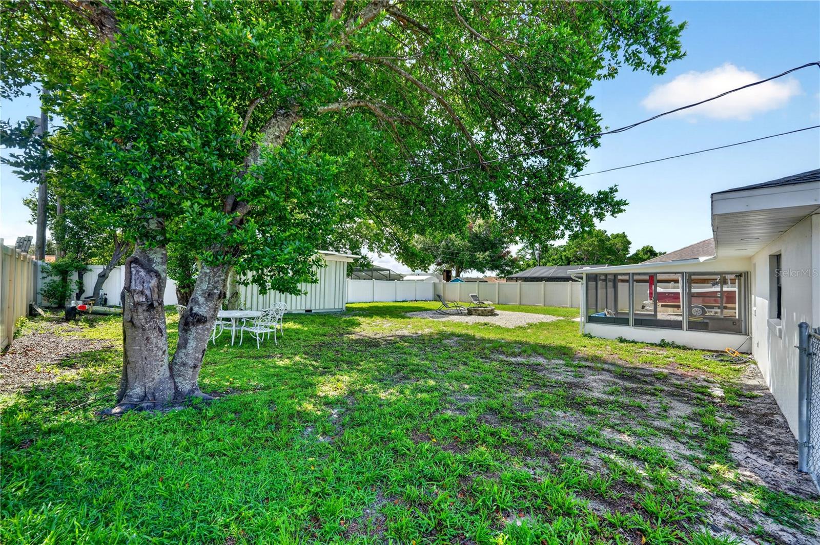 DELTONA LAKES UNIT 09 - Residential