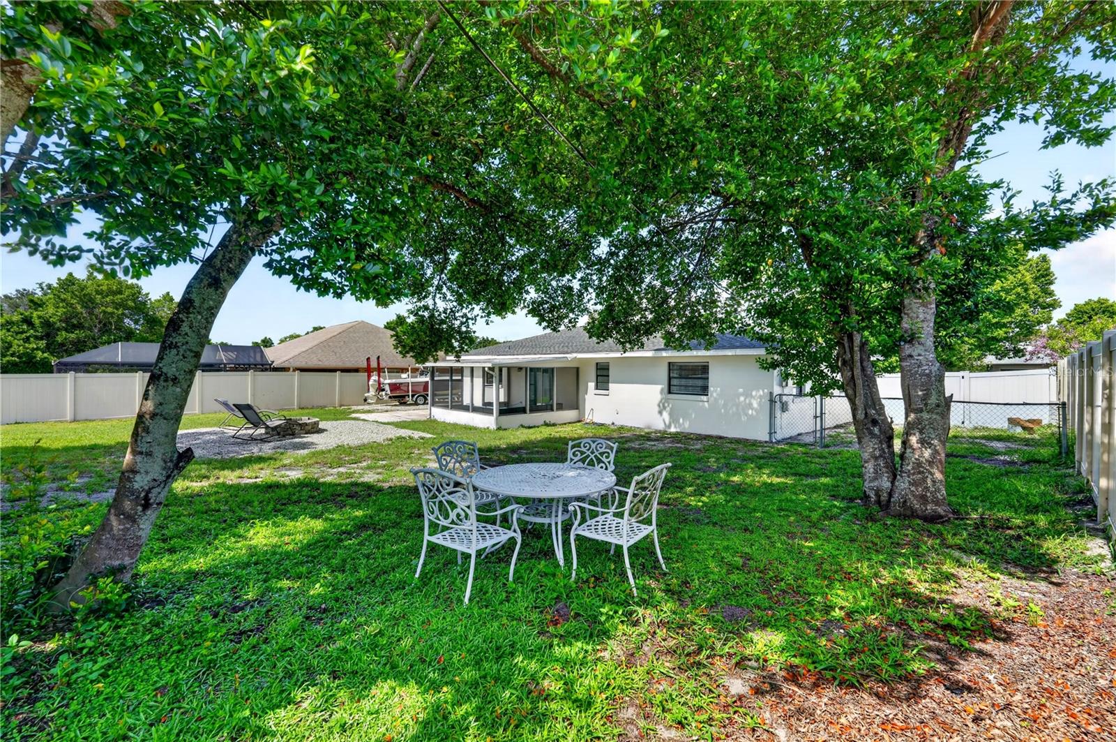 DELTONA LAKES UNIT 09 - Residential
