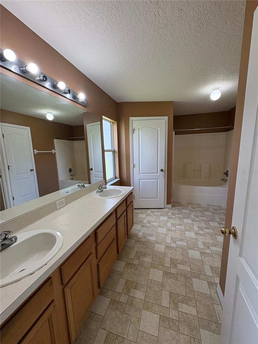 POINCIANA NBRHD 04 VILLAGE 07 - Residential Lease