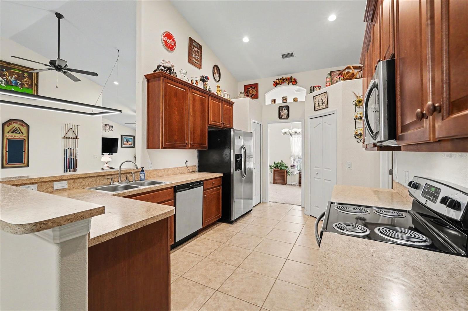 ROYAL HIGHLANDS UNIT 5 - Residential