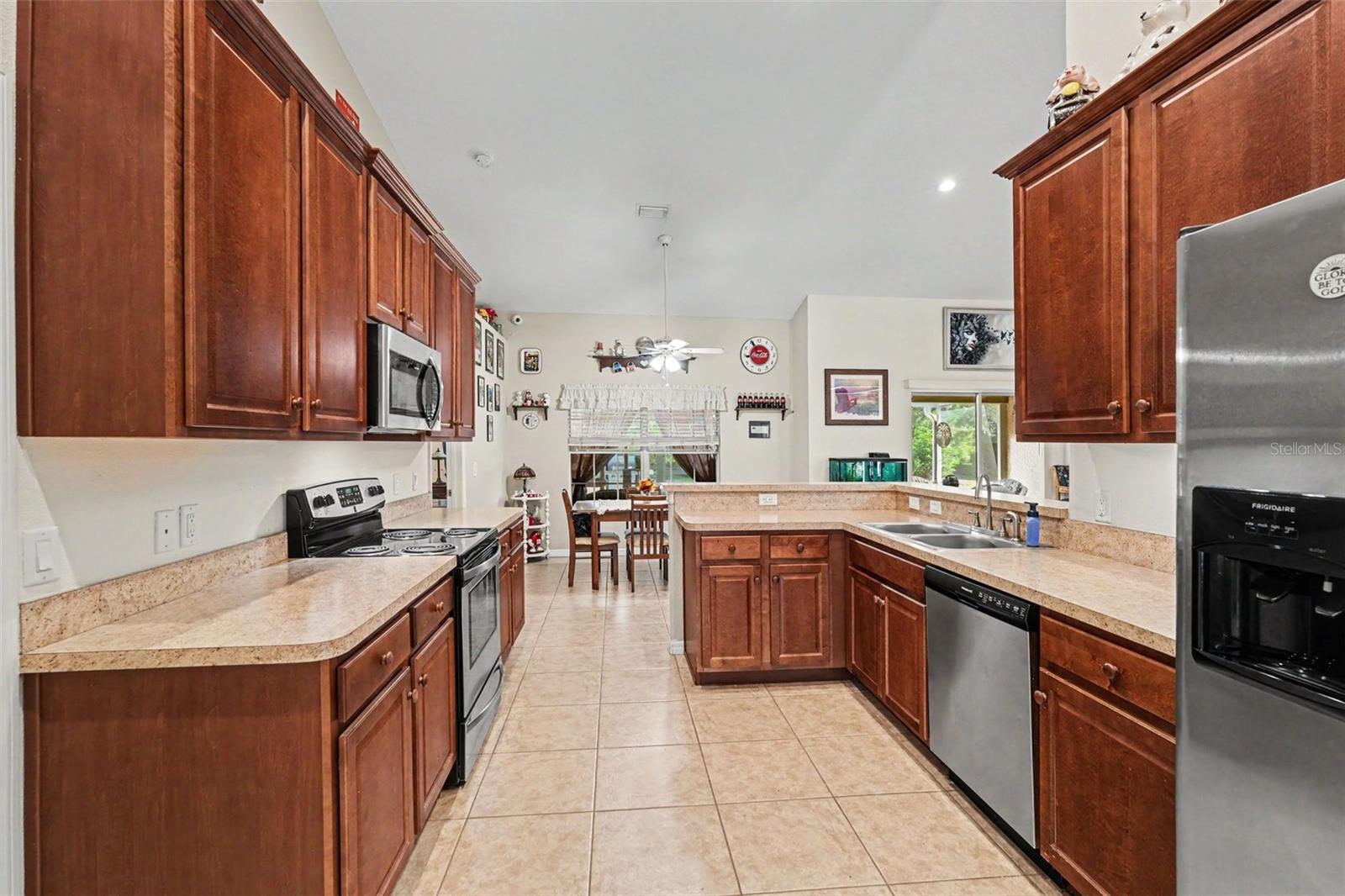 ROYAL HIGHLANDS UNIT 5 - Residential