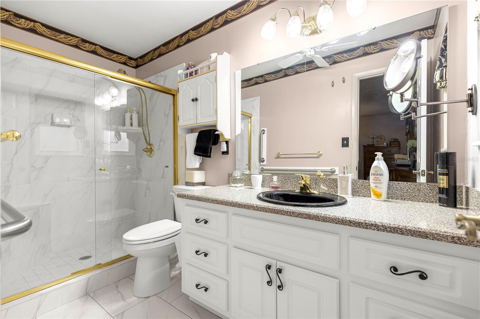 CRESTWOOD UN 03 - Residential