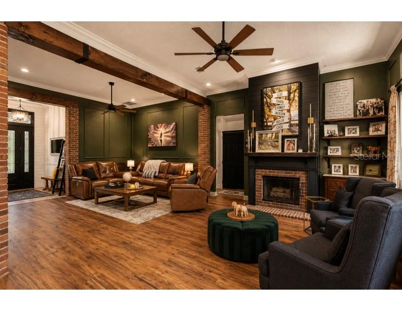 ACREAGE - Residential