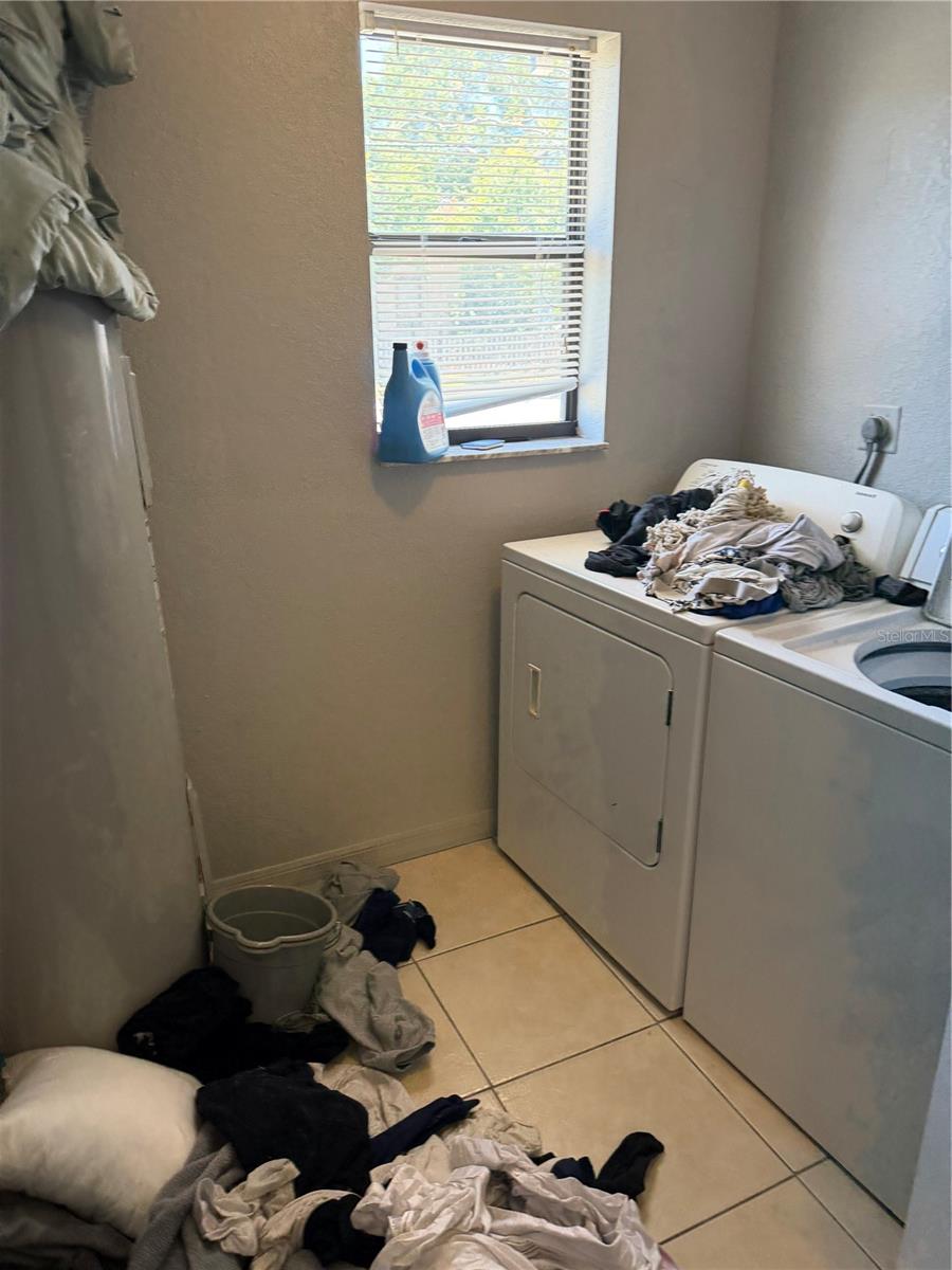 POWERS CENTRAL PARK SUB - Residential Income