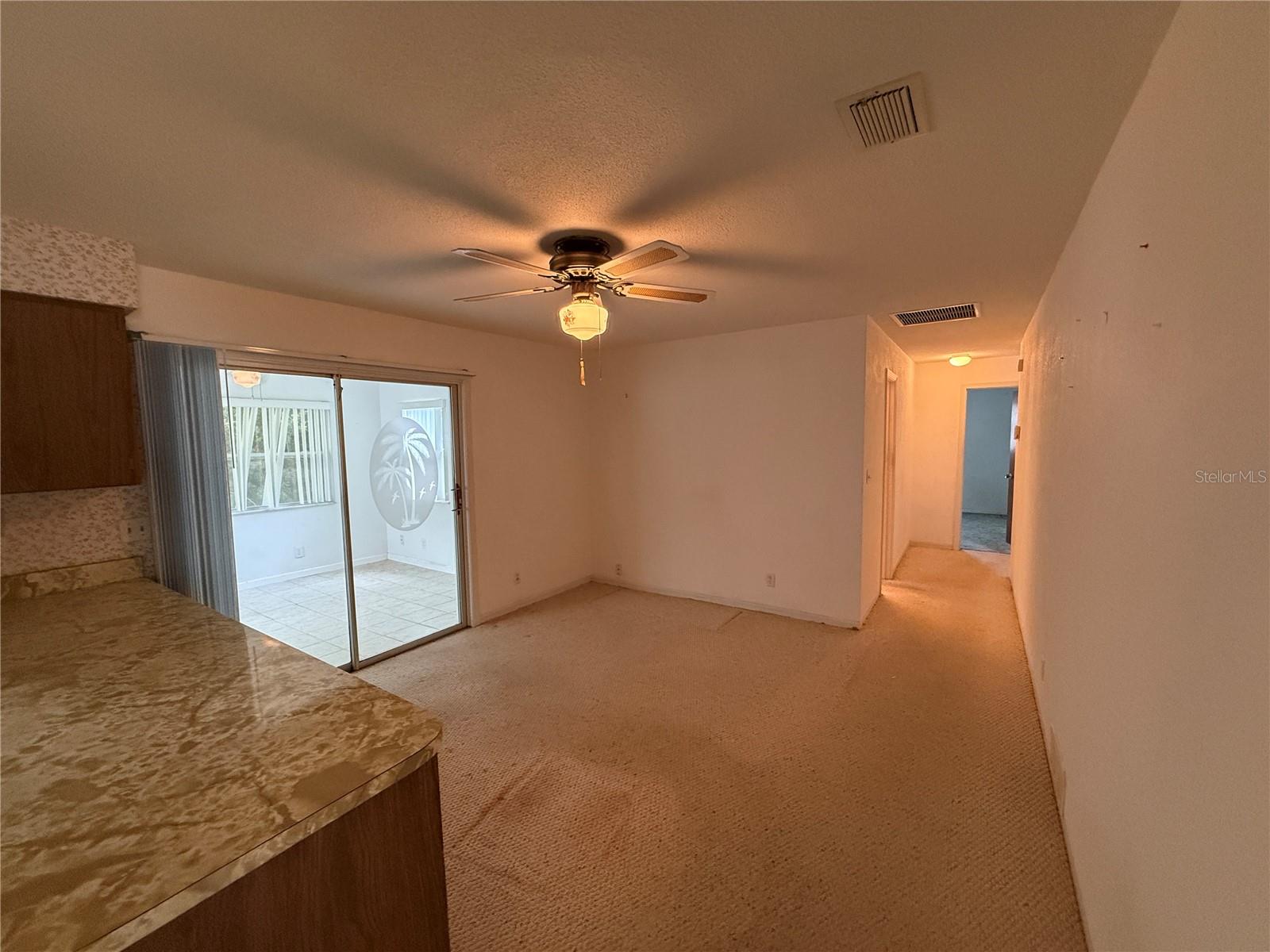 BREAKERS UNIT 01 - Residential