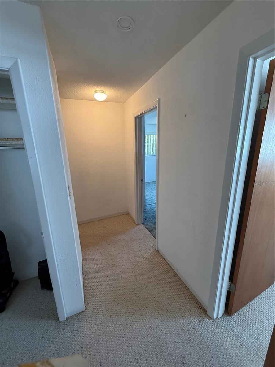 BREAKERS UNIT 01 - Residential