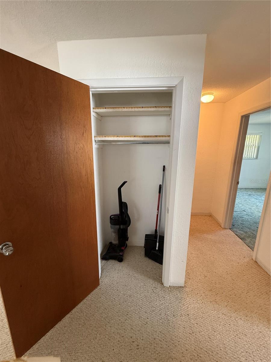 BREAKERS UNIT 01 - Residential