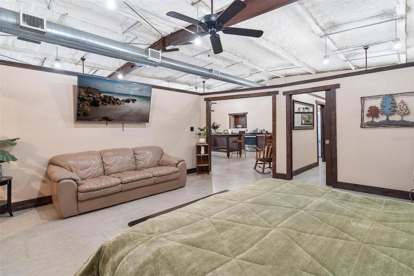 ACREAGE - Residential