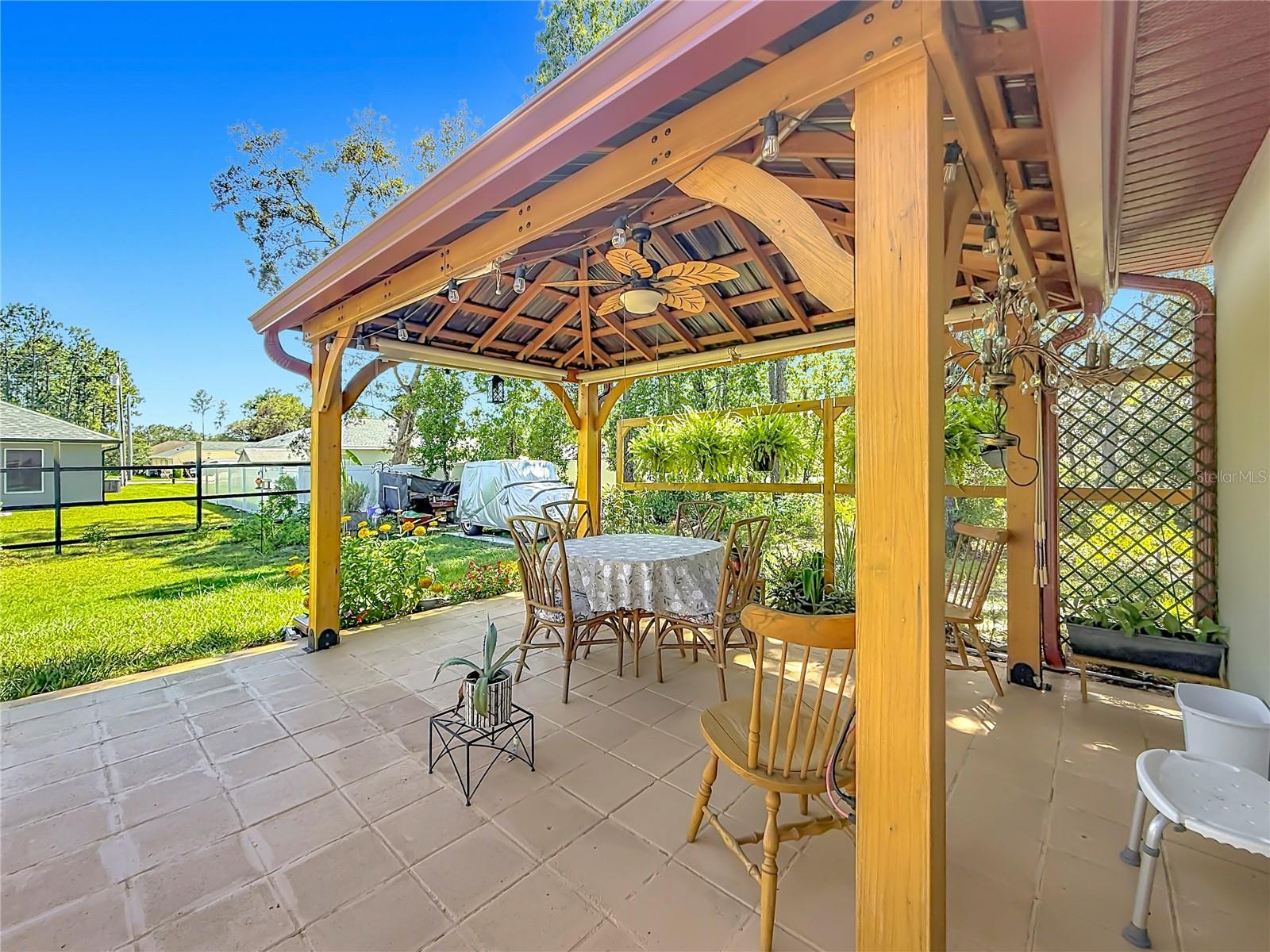 MARION OAKS UN TEN - Residential