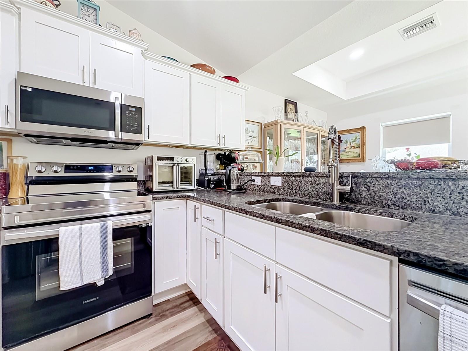 MARION OAKS UN TEN - Residential