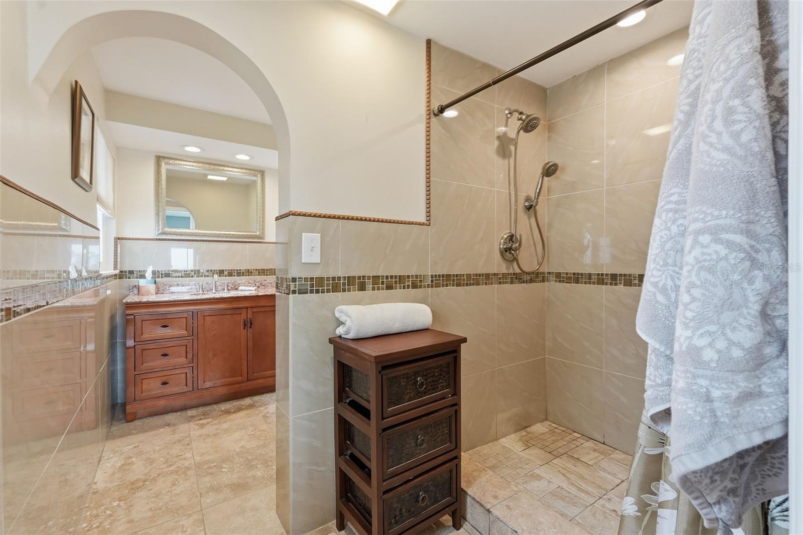 FLORIDENA REP - Residential