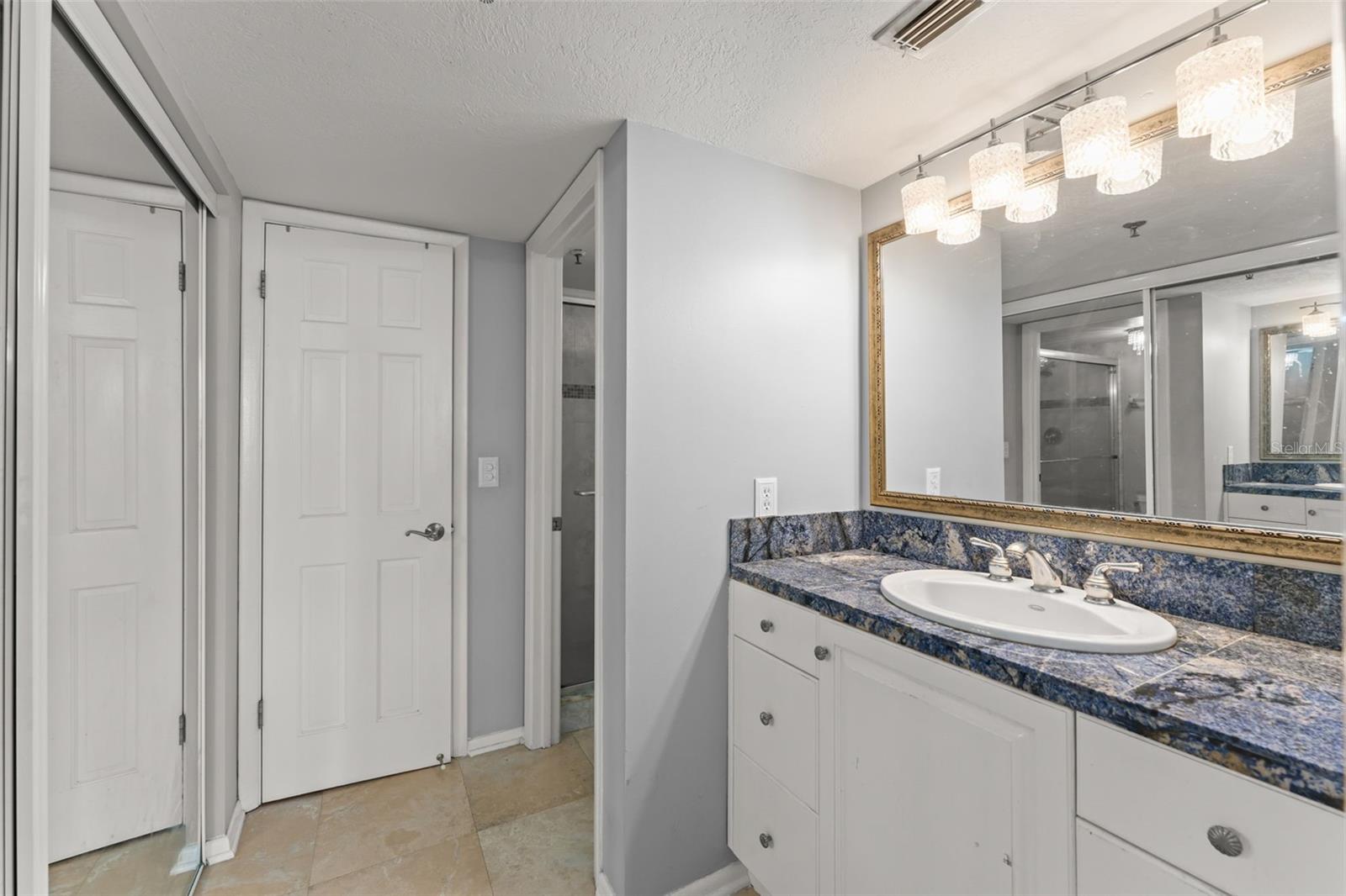 530 EAST CENTRAL CONDO - Residential