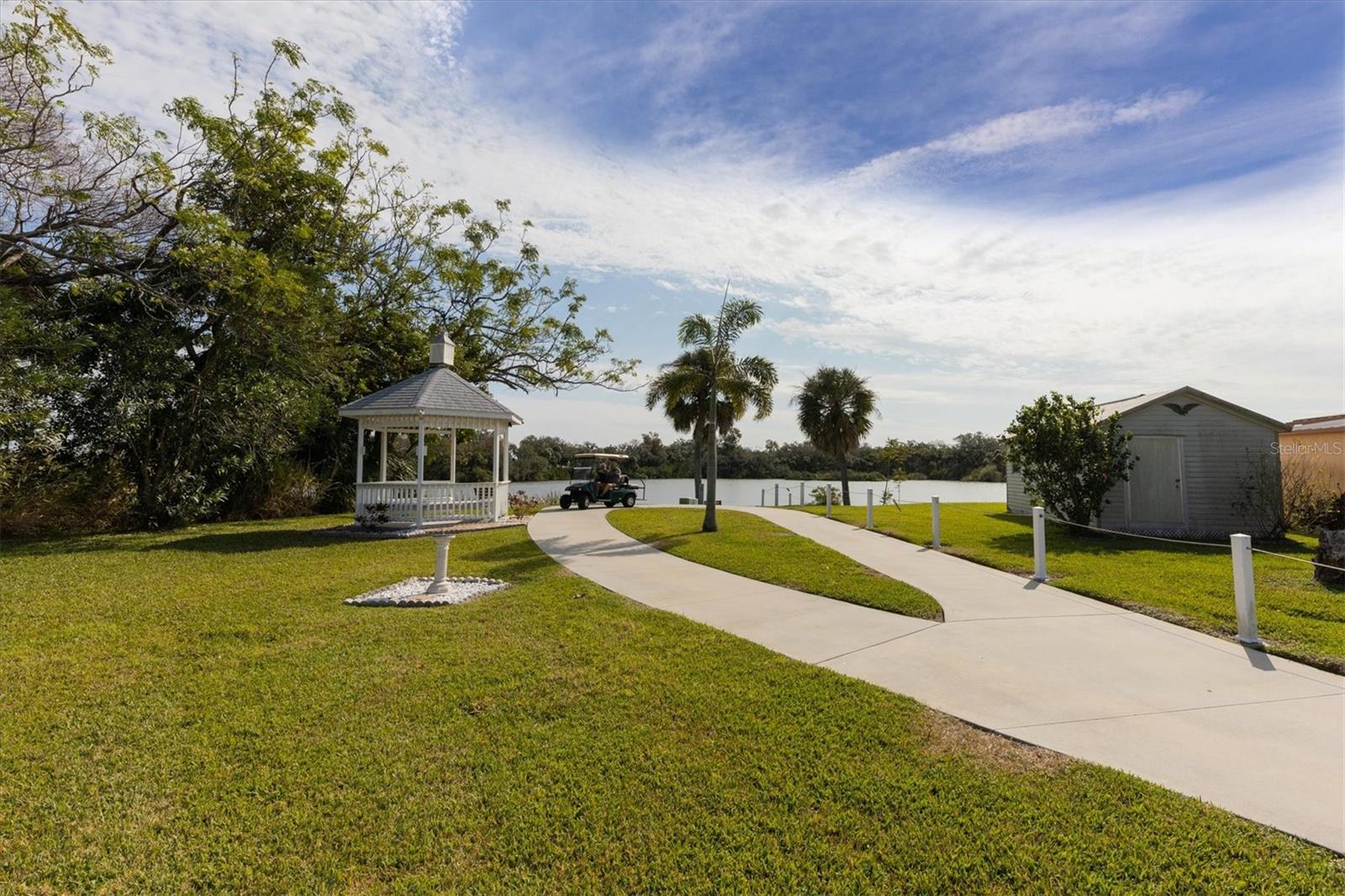 TIDEVUE/DE SOTO COMMUNITY UNIT ONE - Residential