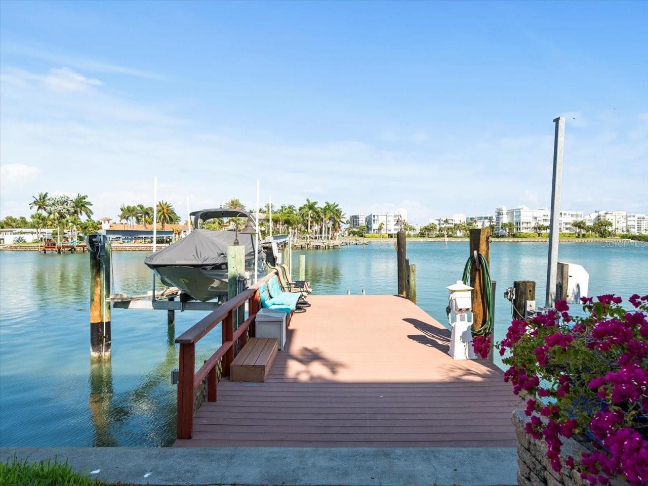 SOUTH CSWY ISLE YACHT CLUB 4TH ADD - Residential