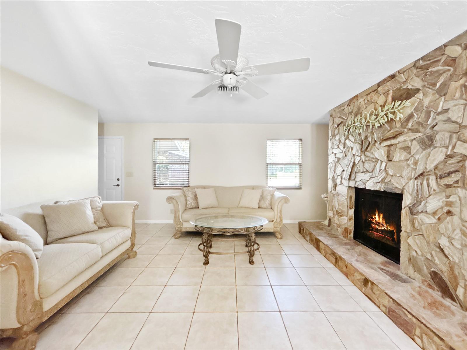 INVERNESS HIGHLANDS UNIT 02 - Residential