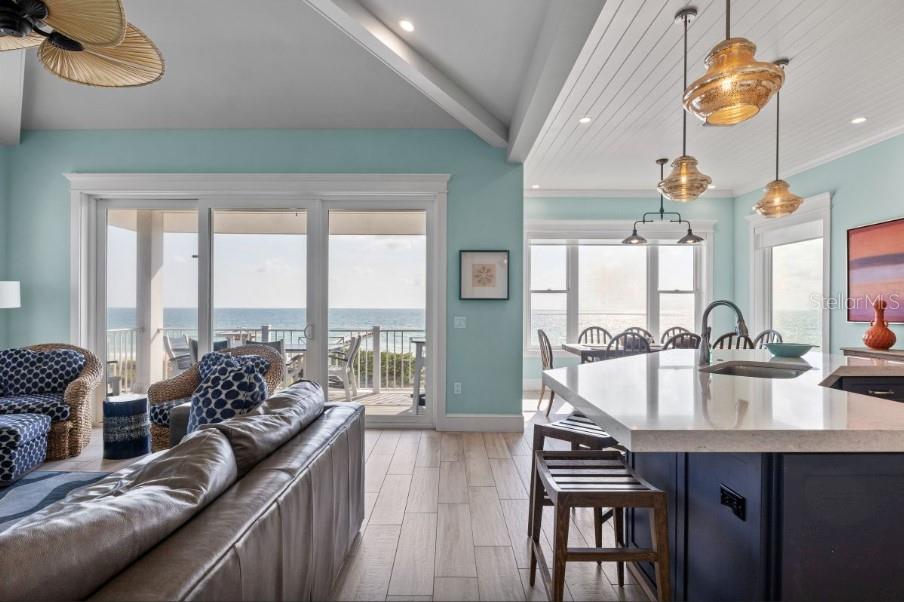 CORTEZ BEACH PB1/203 & - Residential