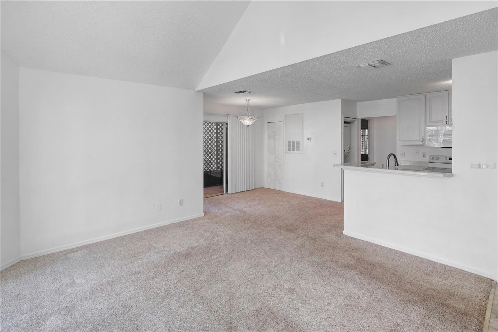 HIDDEN SPGS CONDO - Residential
