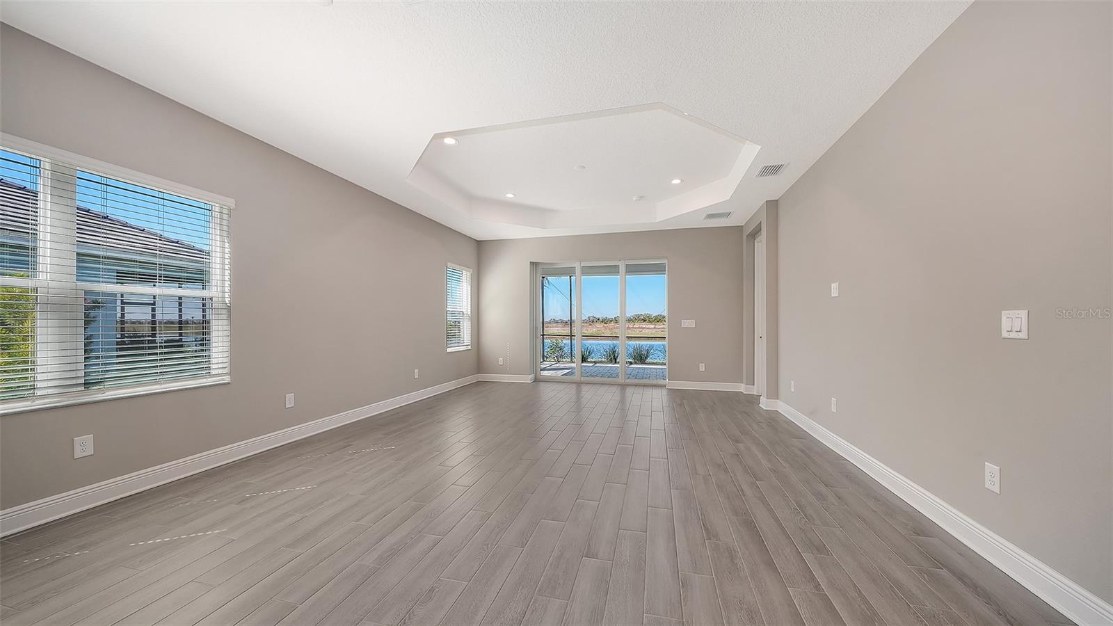 PALM GROVE AT LAKEWOOD RANCH - Residential