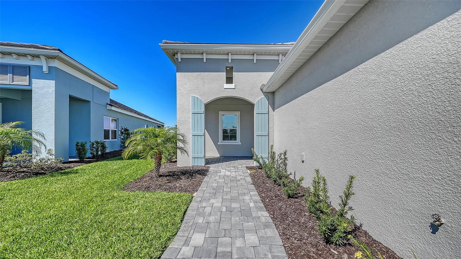 PALM GROVE AT LAKEWOOD RANCH - Residential