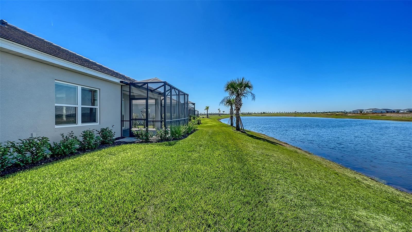 PALM GROVE AT LAKEWOOD RANCH - Residential