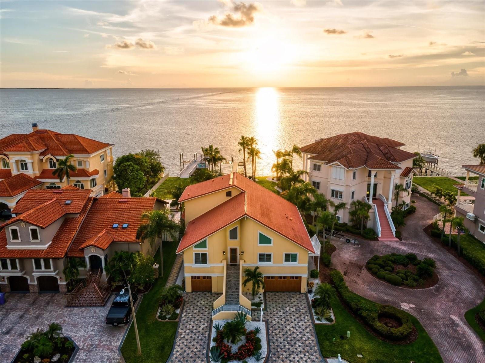 GULF HARBORS SOUTH BEACH - Residential