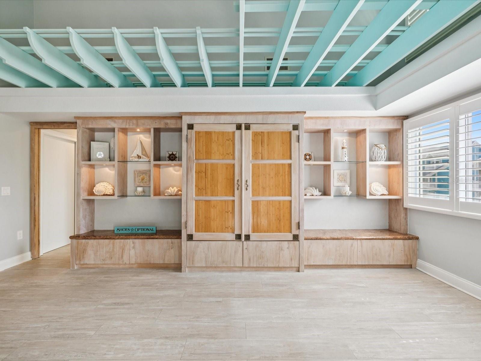 GULF HARBORS SOUTH BEACH - Residential