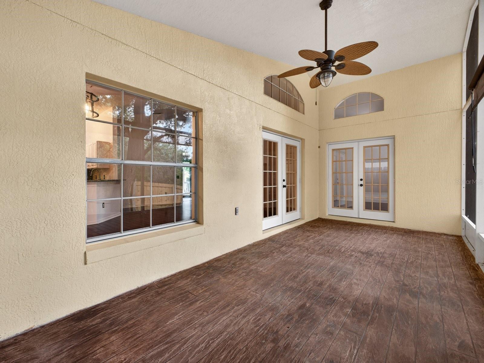 ROYAL OAK ESTATES - Residential
