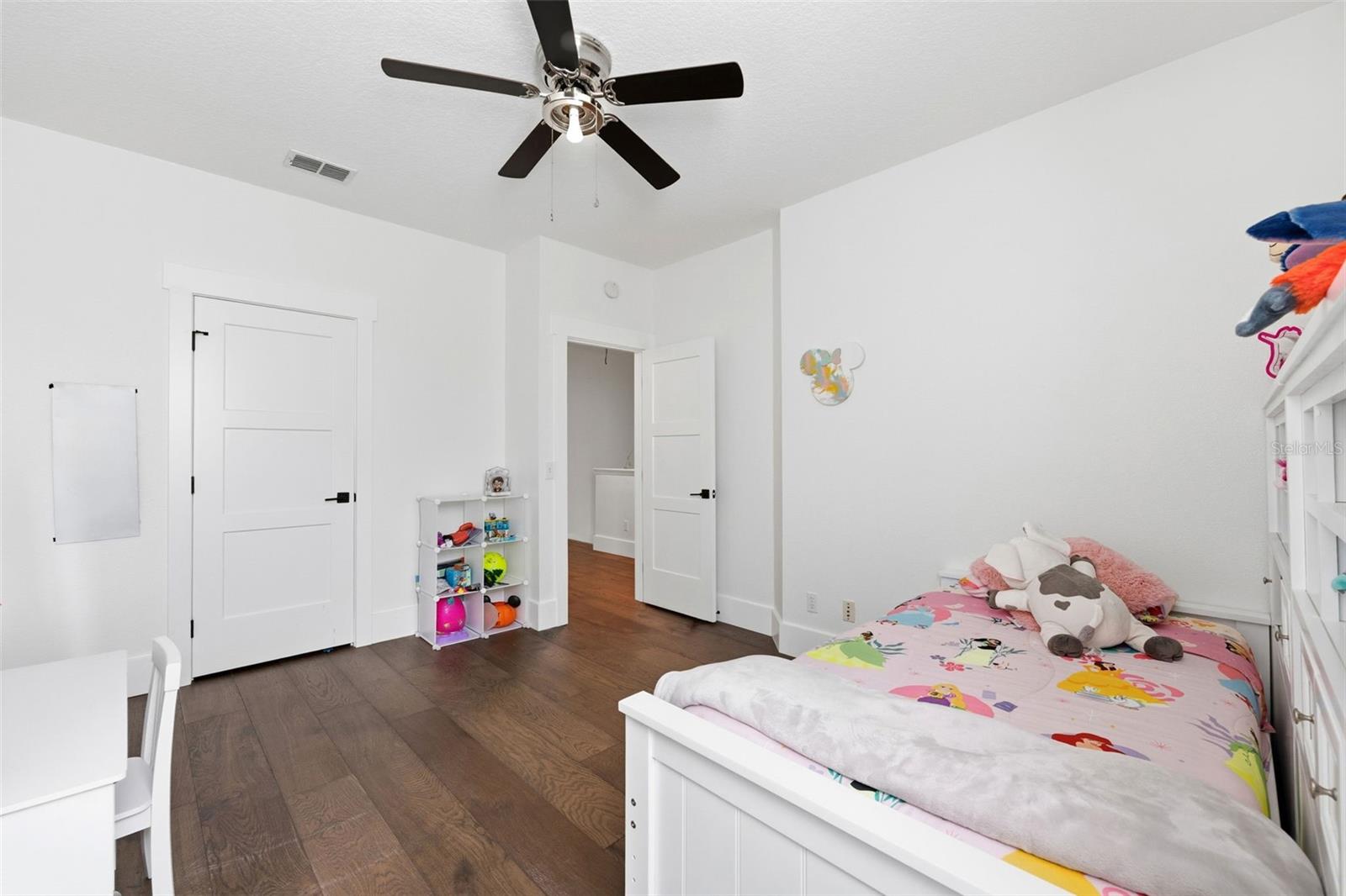 CELEBRATION NORTH VILLAGE UNIT 5 - Residential