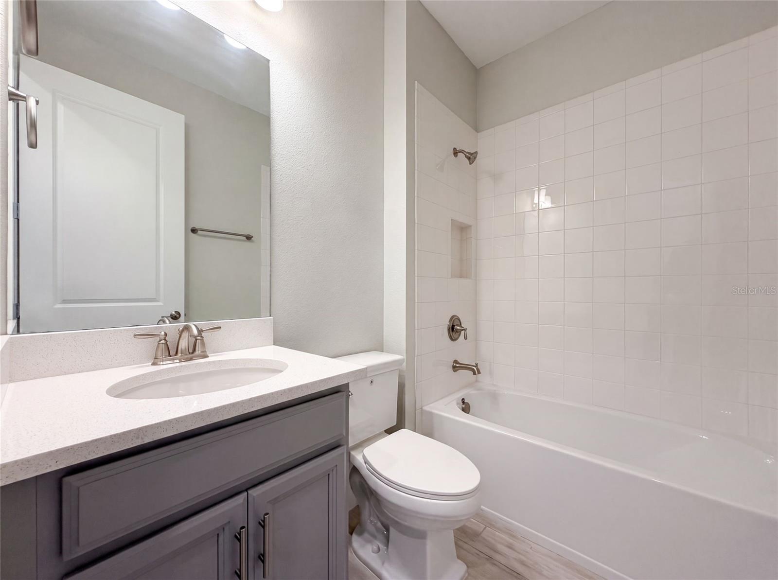 ARTISAN LAKES ESPLANADE PH V SUBPH B & C - Residential