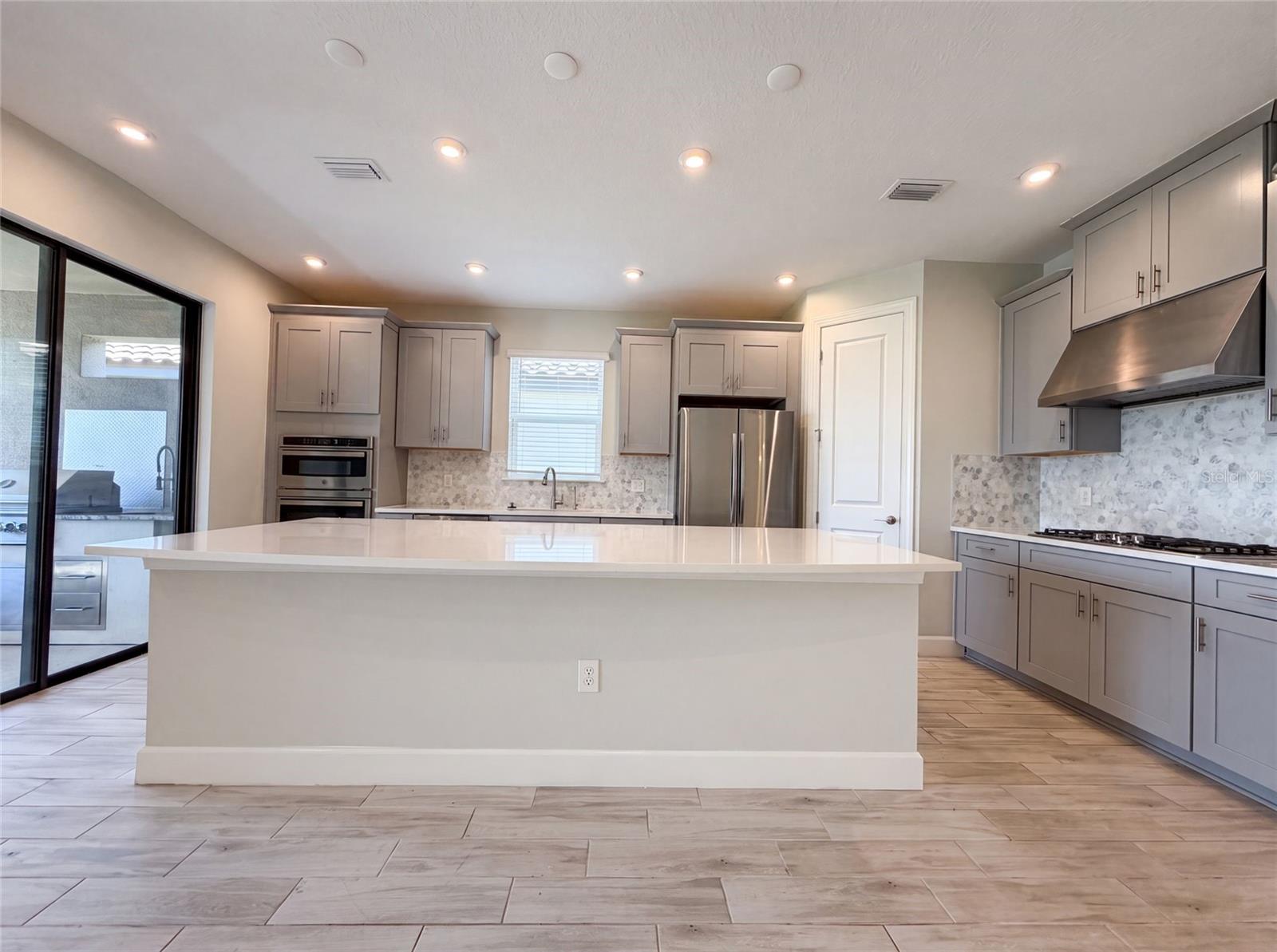 ARTISAN LAKES ESPLANADE PH V SUBPH B & C - Residential