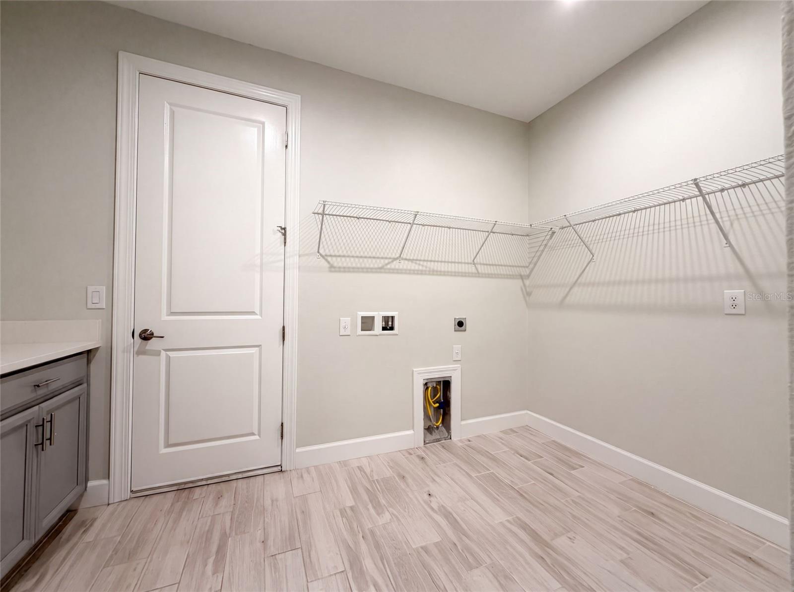ARTISAN LAKES ESPLANADE PH V SUBPH B & C - Residential