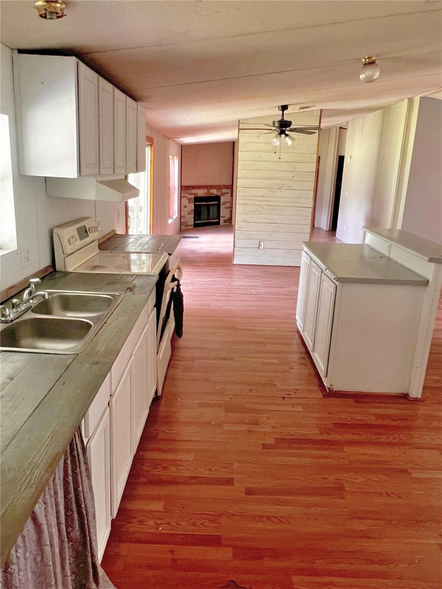 OAK ACRES - Residential