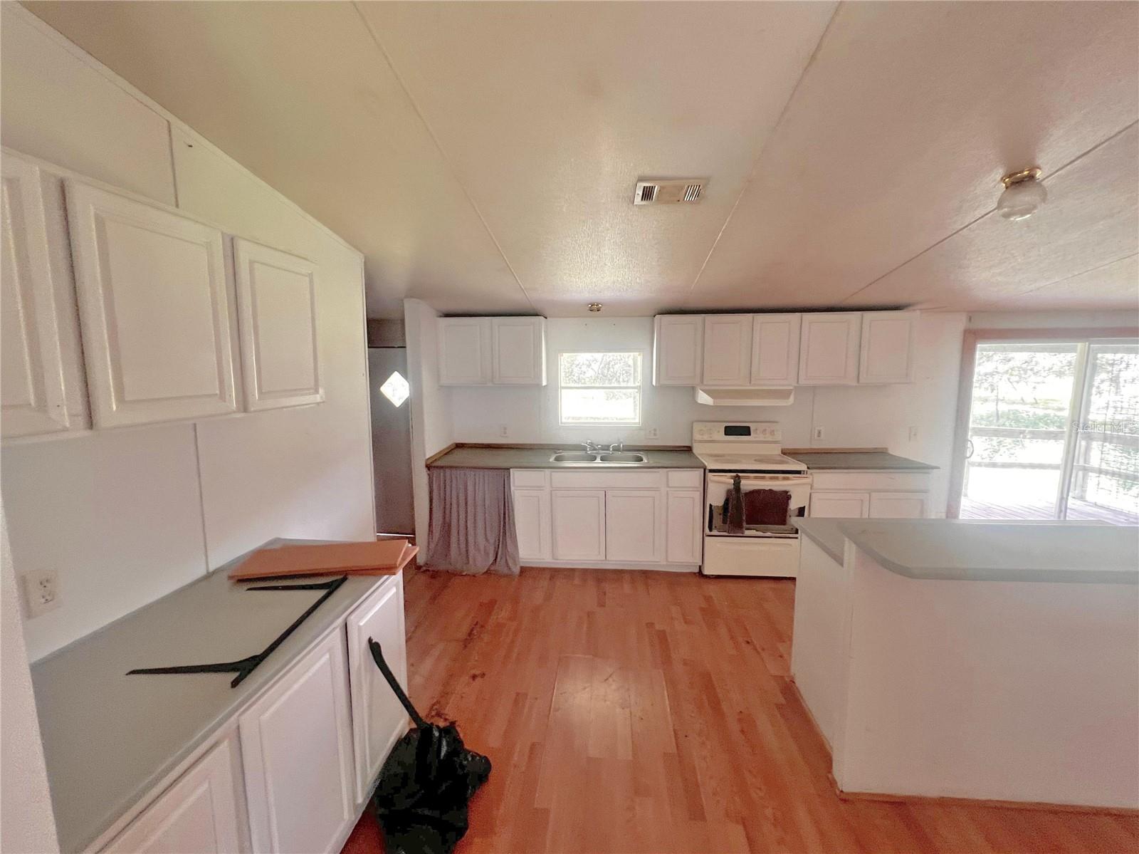 OAK ACRES - Residential