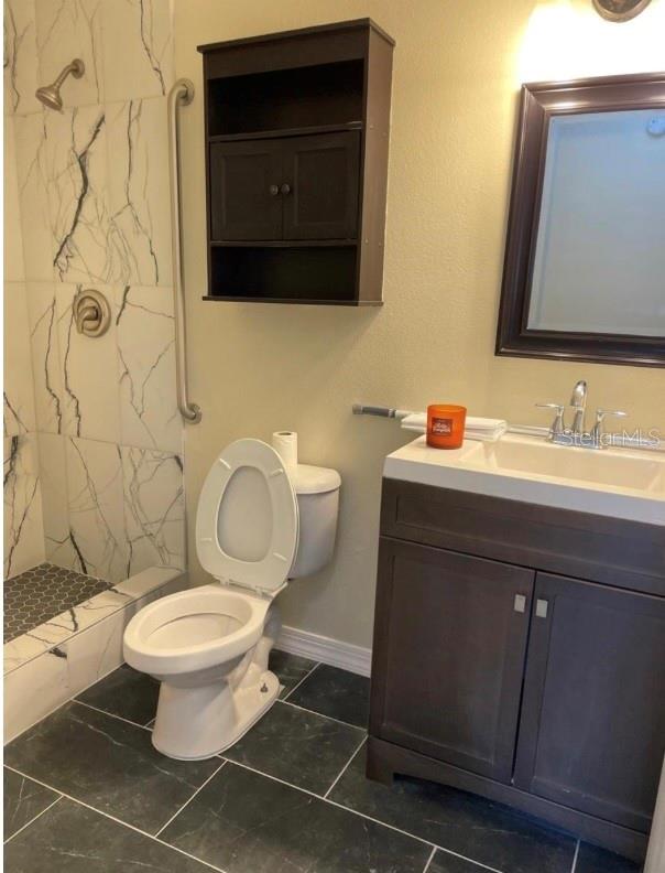 ISLAND CLUB WEST PH 02 - Residential Lease