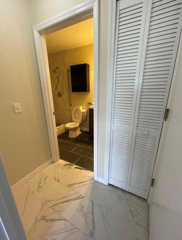 ISLAND CLUB WEST PH 02 - Residential Lease