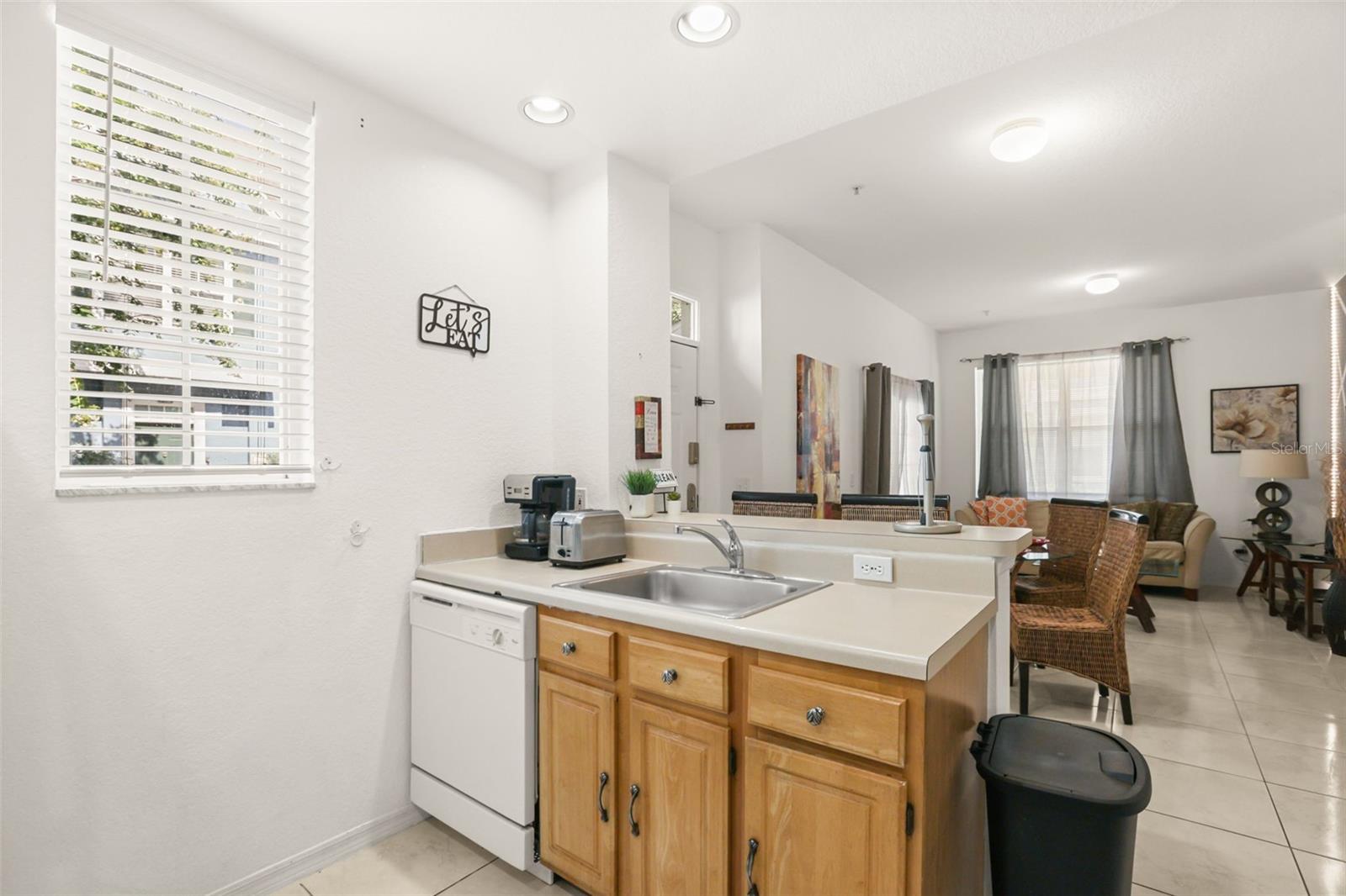 VENETIAN BAY VLGS PH 1 CONDO - Residential