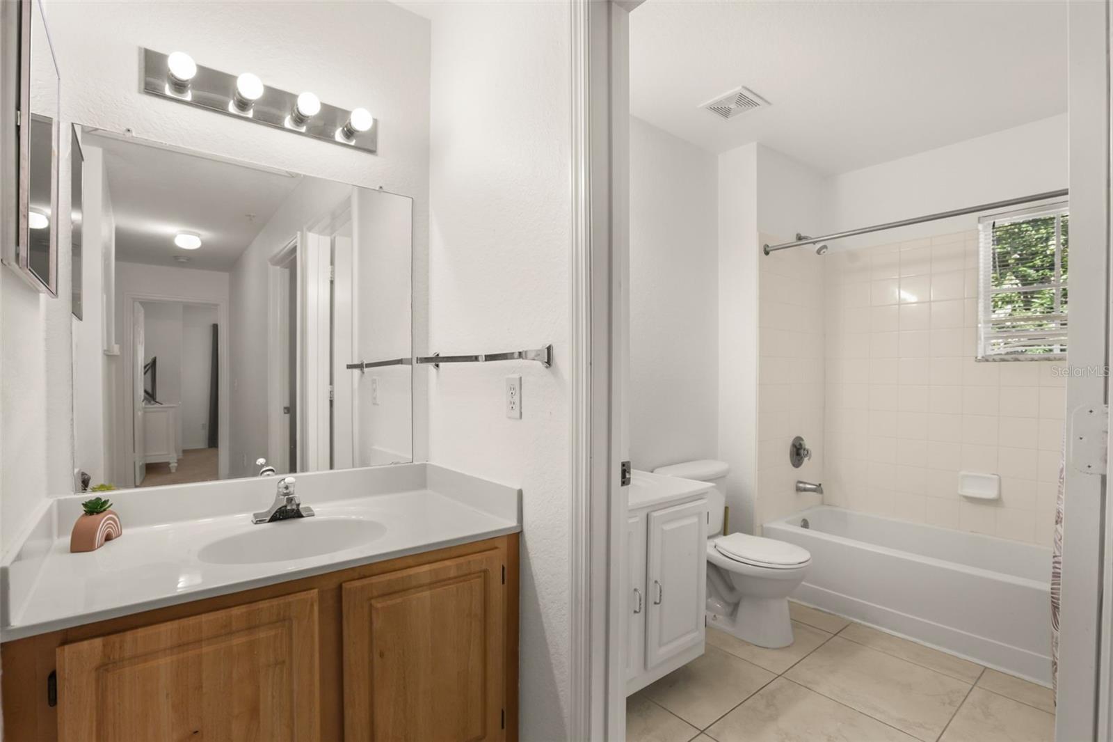 VENETIAN BAY VLGS PH 1 CONDO - Residential