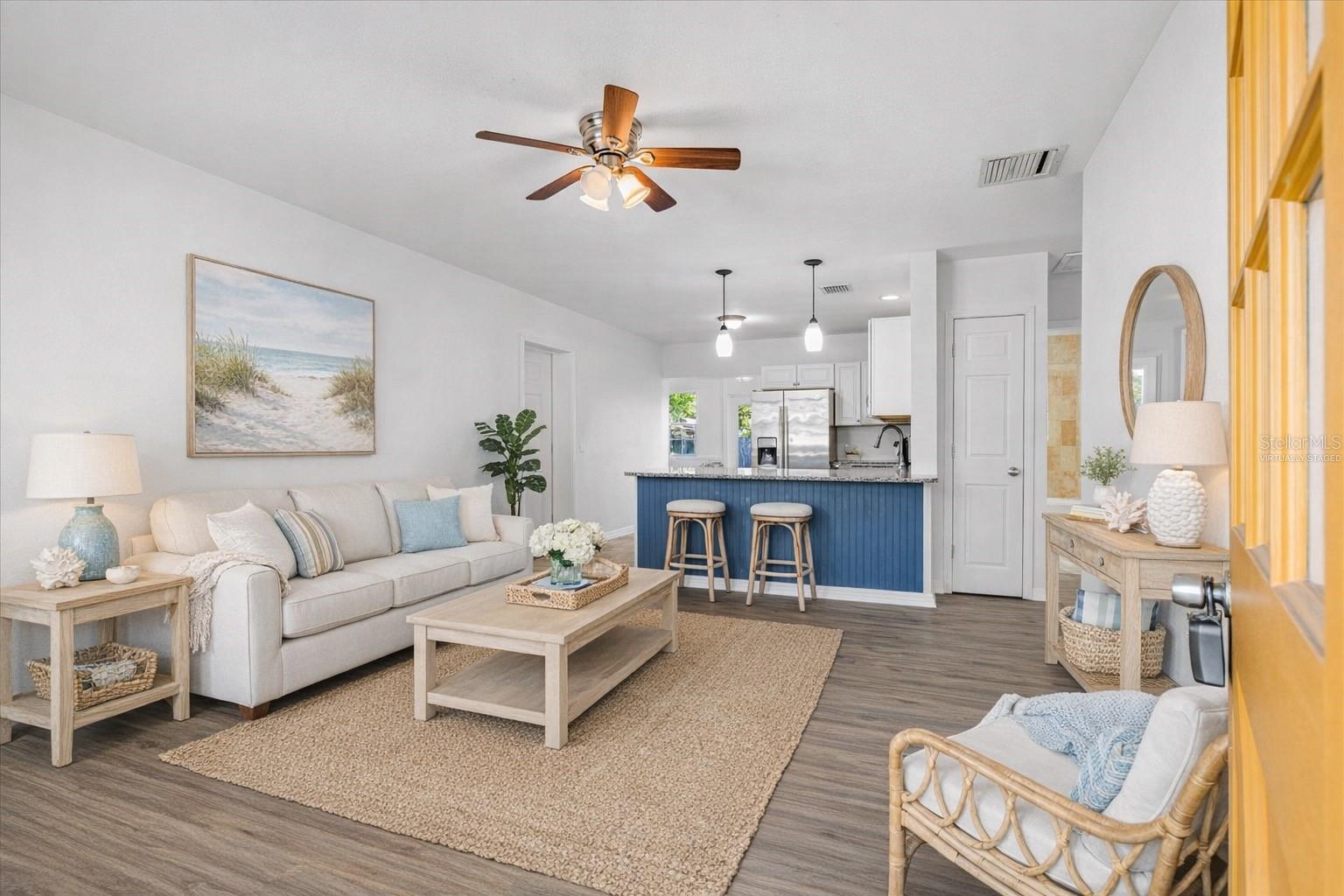 GOLDEN ACRES - Residential