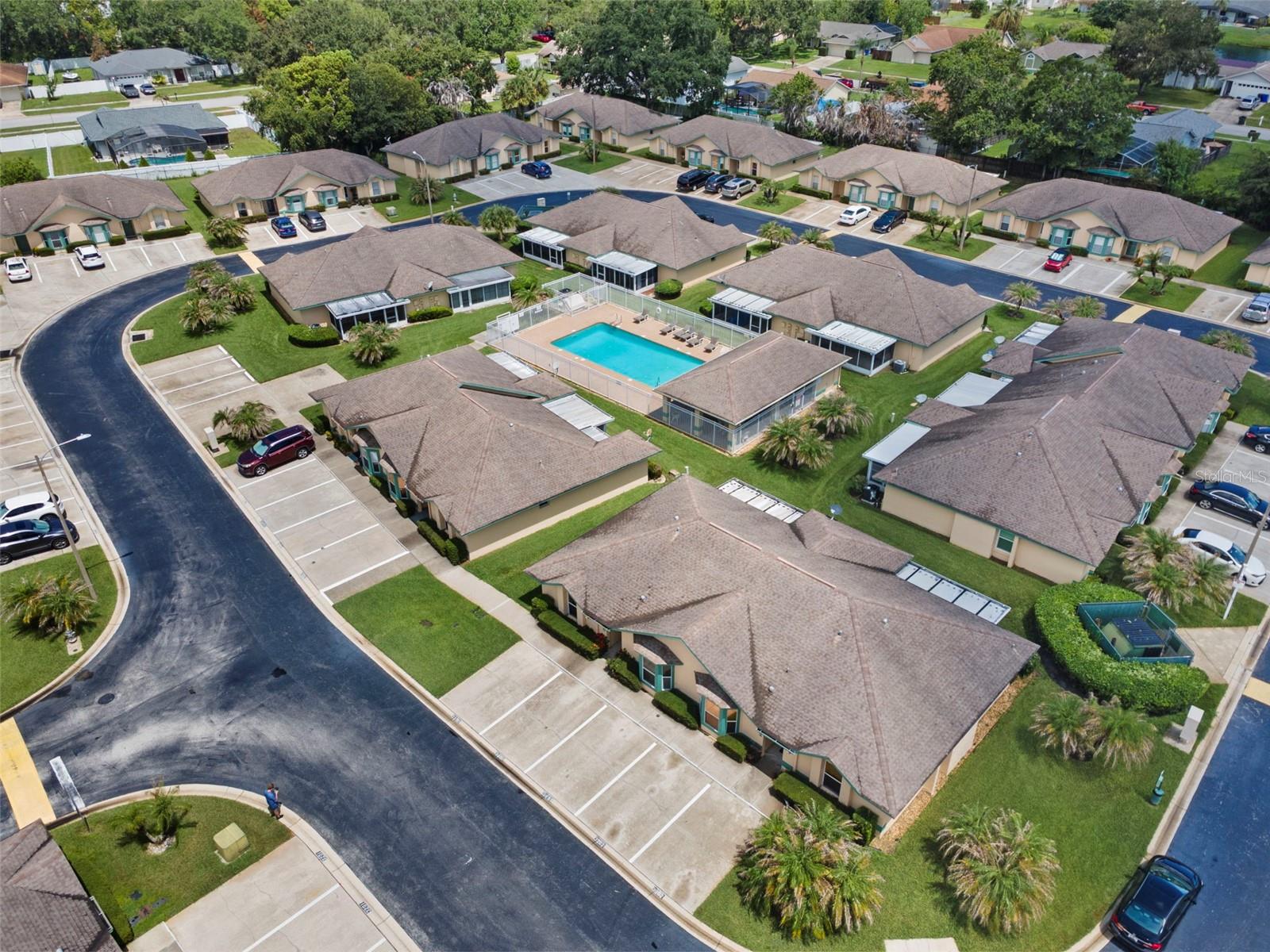 CANOE CREEK VILLAS - Residential