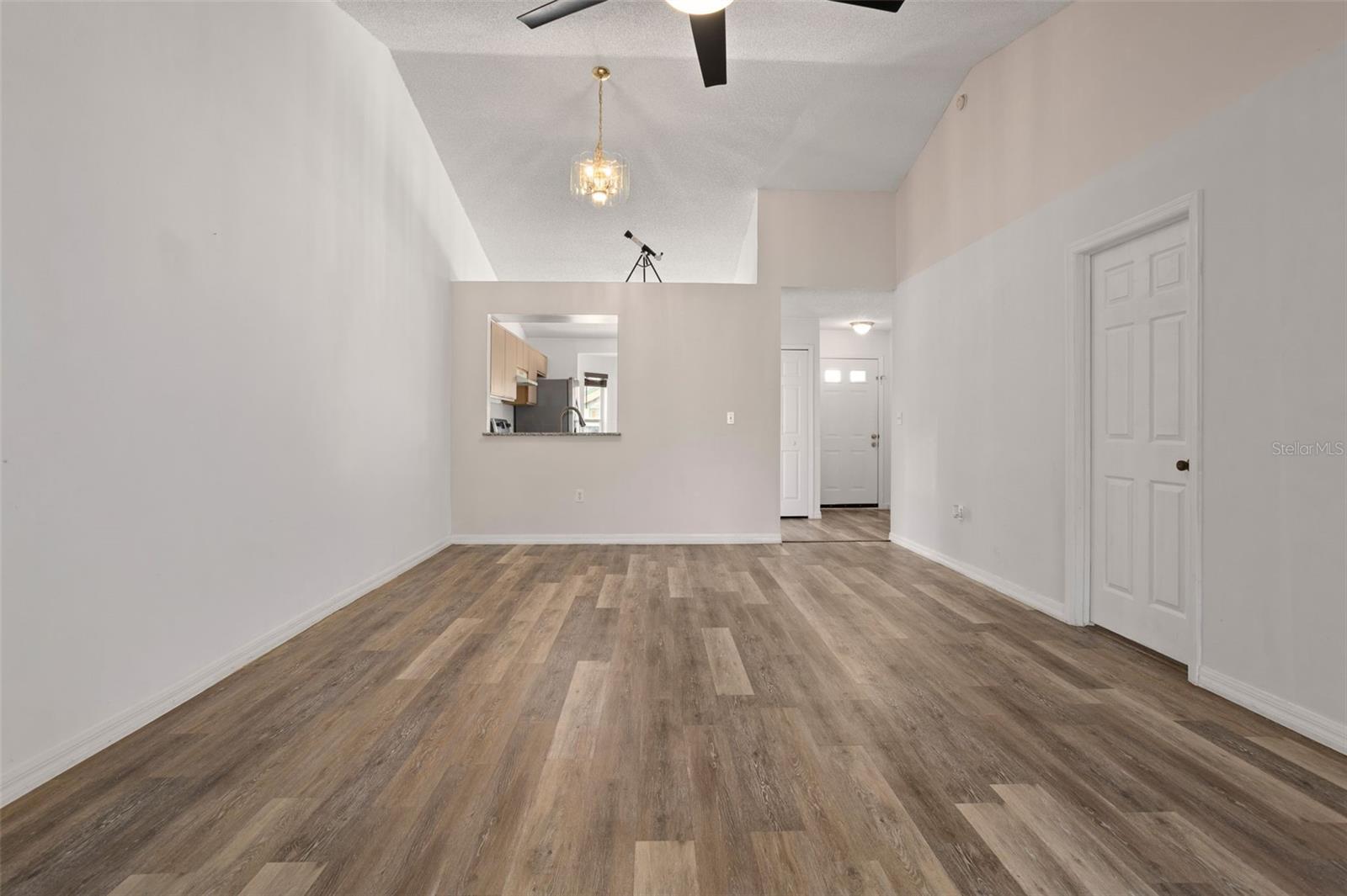 CANOE CREEK VILLAS - Residential
