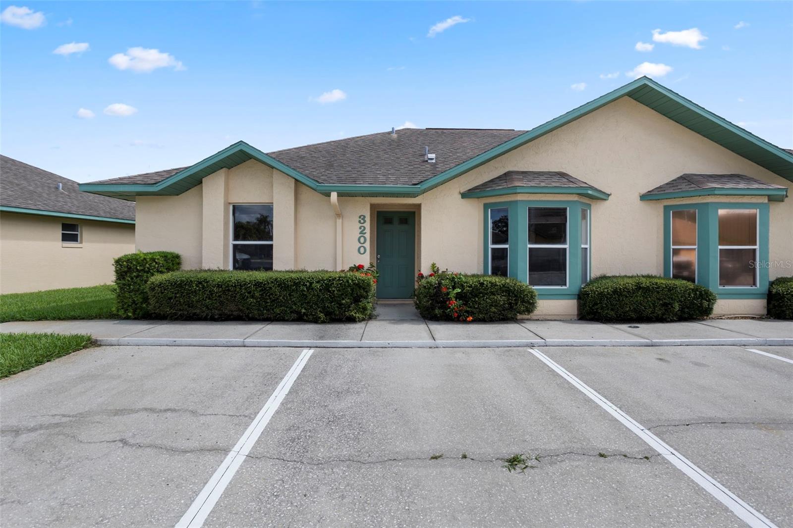 CANOE CREEK VILLAS - Residential