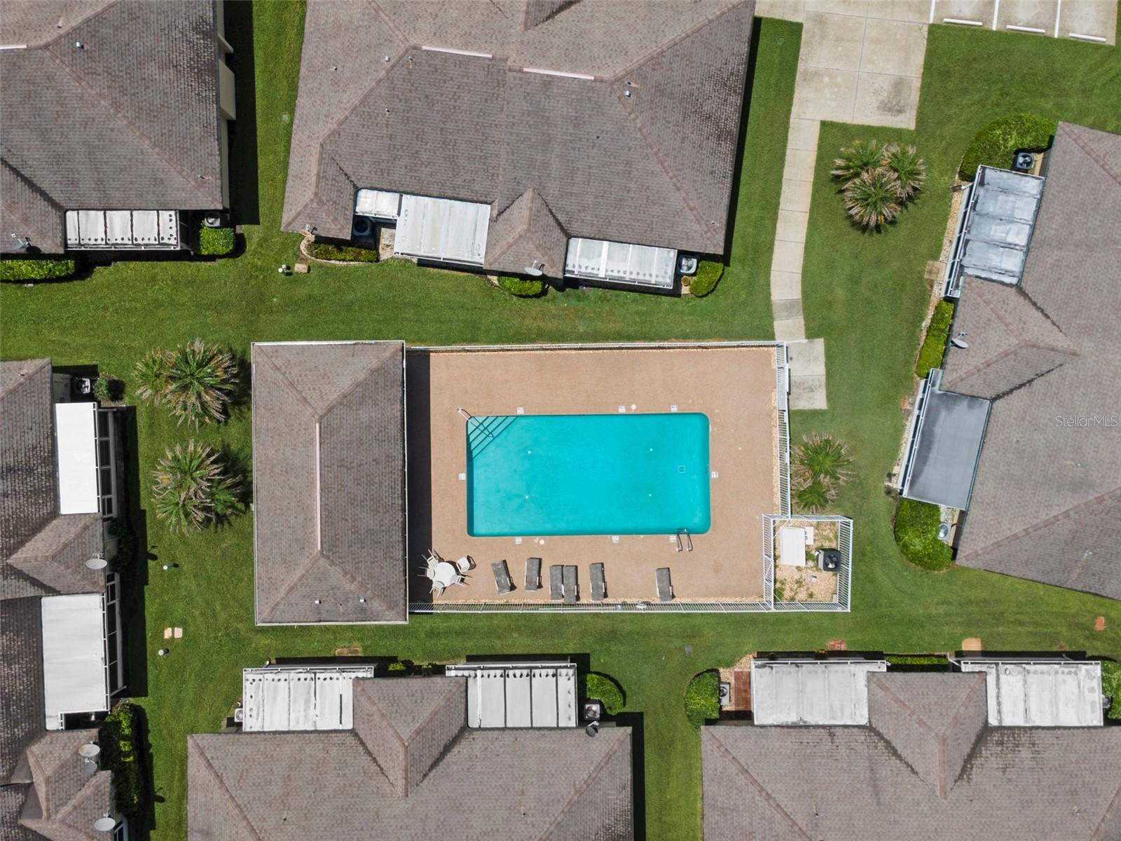 CANOE CREEK VILLAS - Residential