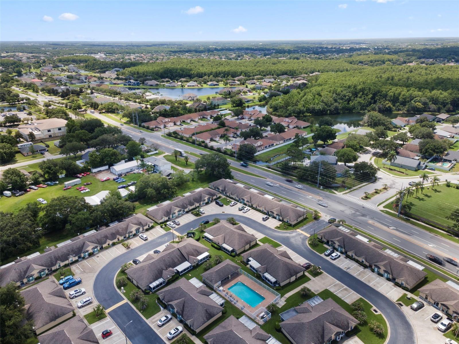 CANOE CREEK VILLAS - Residential